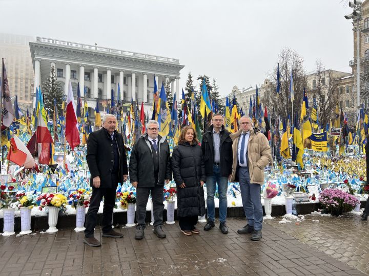 S&D Group leader on a mission of solidarity to Ukraine